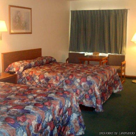 Anderson Chesterfield Travel Inn Daleville Δωμάτιο φωτογραφία